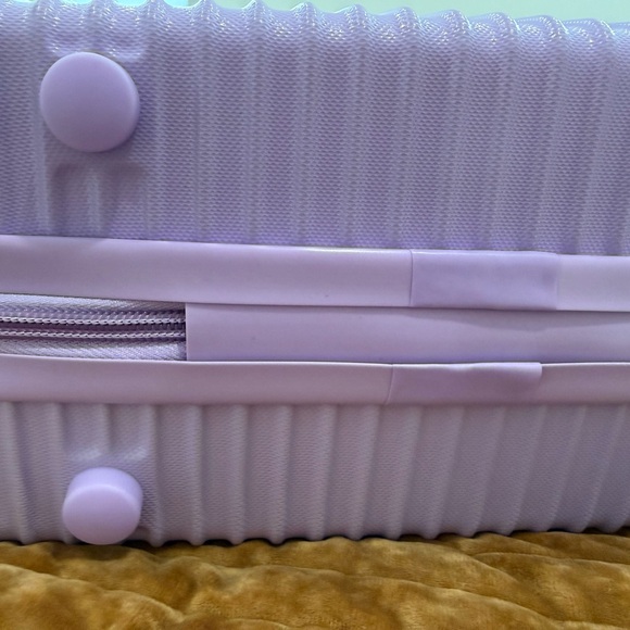 Naked Sundays Purple Skincare Case with all the fun products - Picture 6 of 6